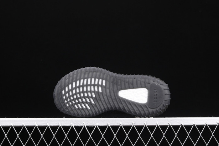 KIDS YEEZY SHOES