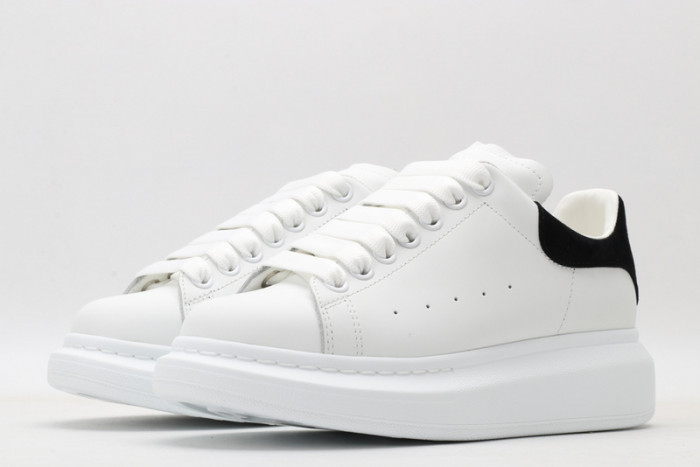 ALEXMQ Sneakers