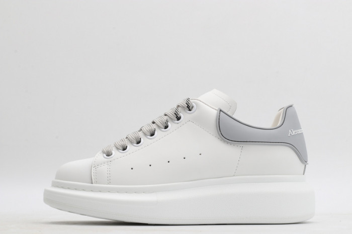 ALEXMQ Sneakers