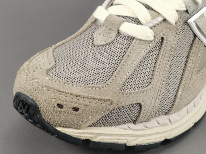 New Balance 1906R 