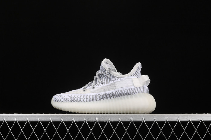 KIDS YEEZY SHOES