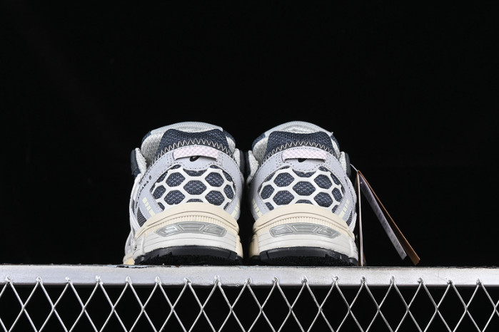 Asics Gel-Kahana 8 