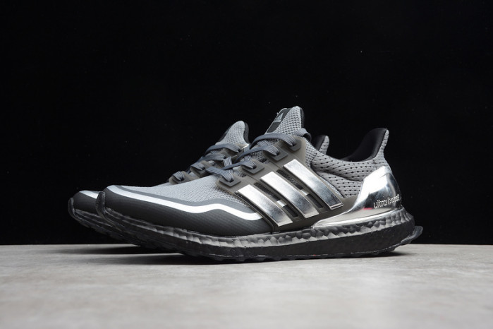 ADIDAS ULTRA BOOST “METALLIC SILVER” EG8103