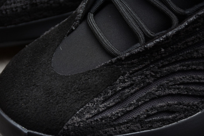 ADIDAS YEEZY BASKETBALL