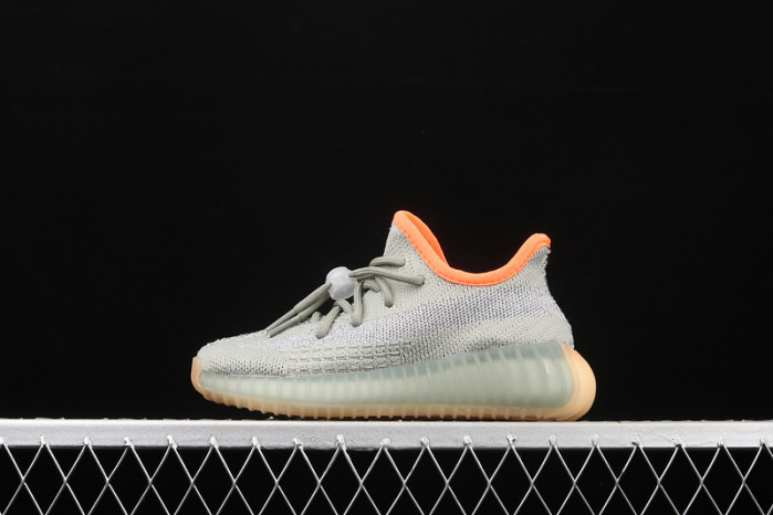 KIDS YEEZY SHOES
