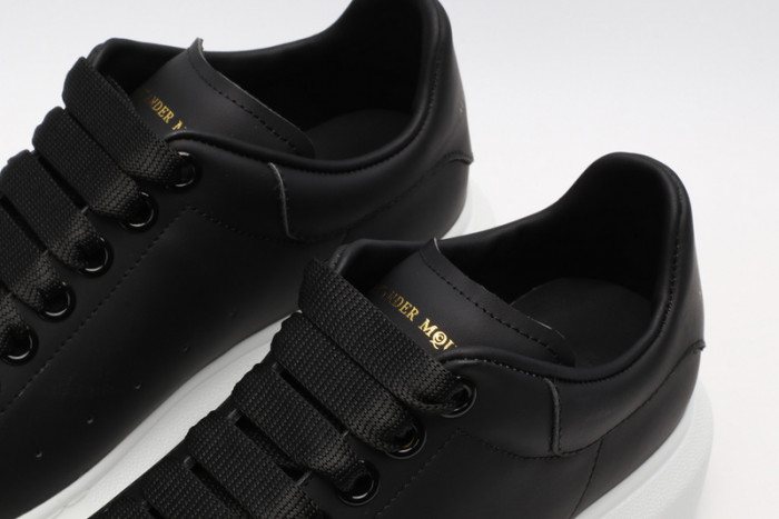ALEXMQ Sneakers