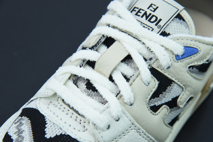 FENDI SNEAKERS