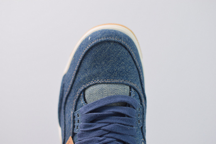 AIR JORDAN 4 RETRO LEVIS NRG "LEVI