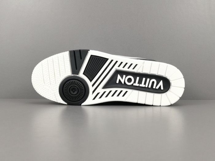 LUSV SNEAKERS