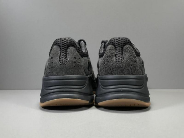 adidas Yeezy Boost 700 Utility Black FV5304