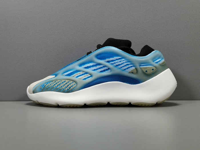 adidas Yeezy 700 V3 