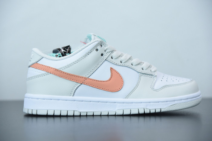 Nike Dunk Low Tropical Twist CW1590-101