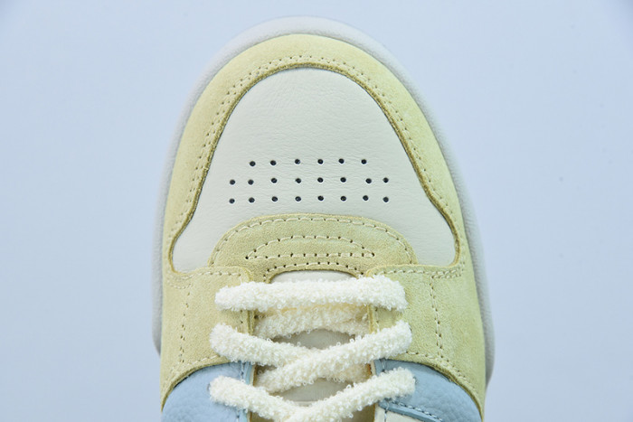 FENDI SNEAKERS