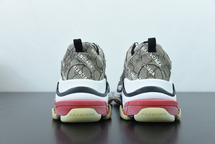 BALCIA SNEAKER