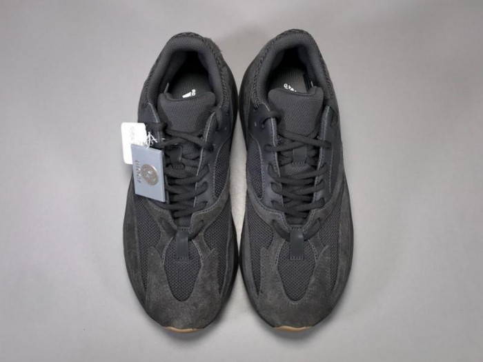 adidas Yeezy Boost 700 Utility Black FV5304