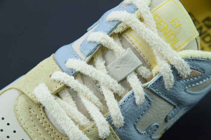 FENDI SNEAKERS