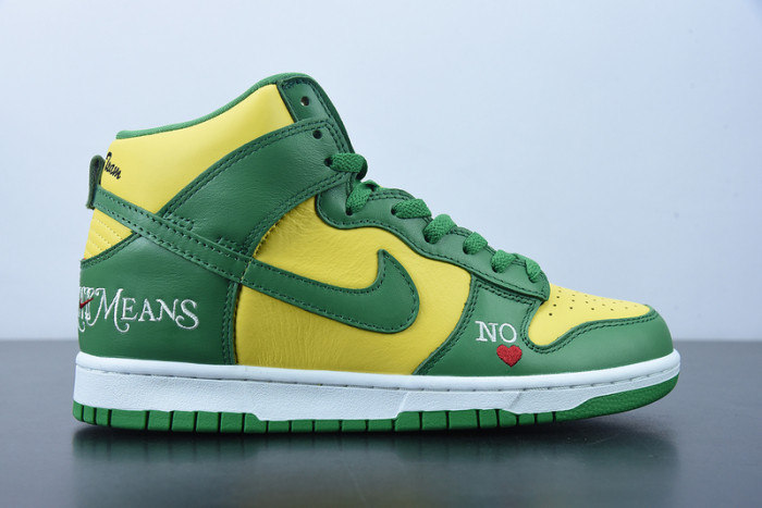 Supreme x Nike SB Dunk High DN3741-700
