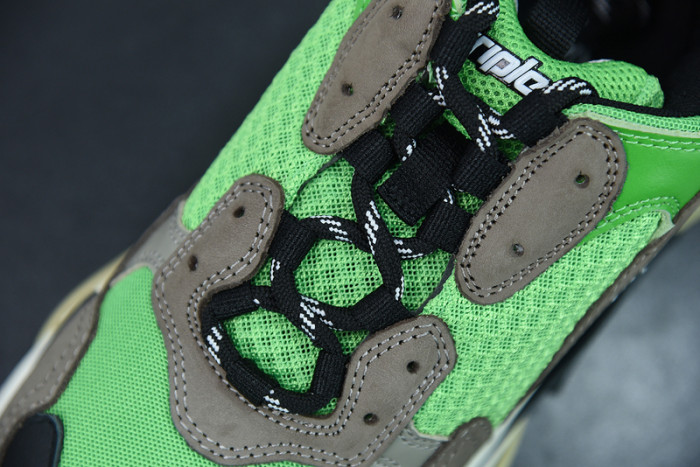 BALCIA Triple S Sneaker