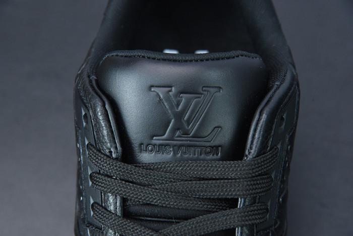 LUSV SNEAKERS
