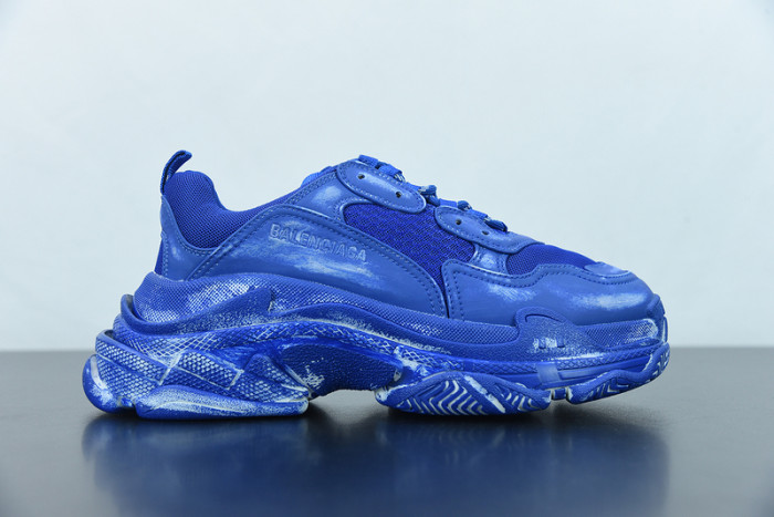 BALCIA Triple S Sneaker