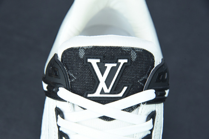 LUSV SNEAKERS