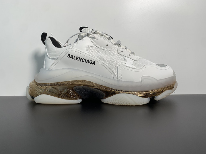 BALCIA TRIPLE S SNEAKER