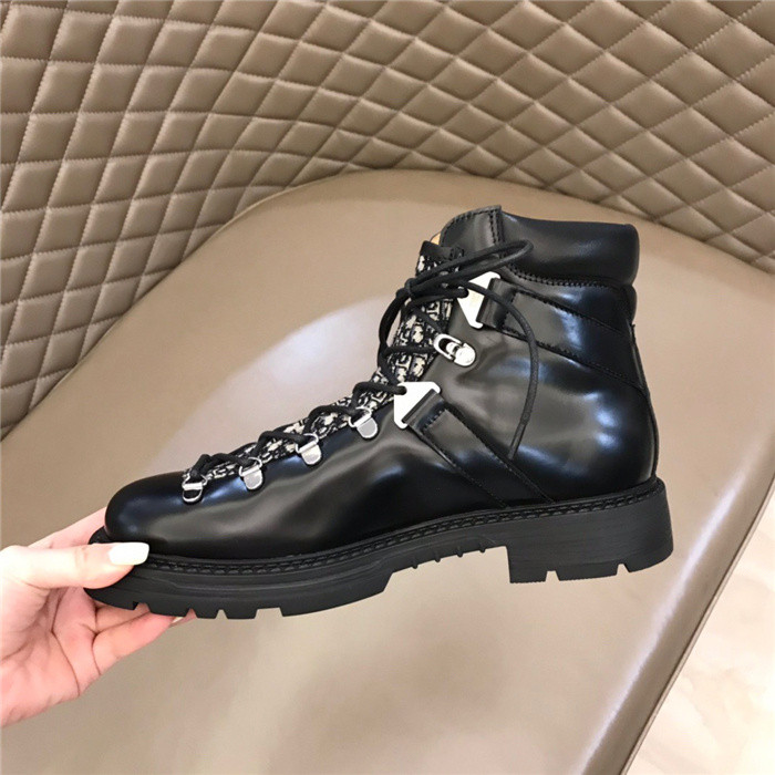 DOR BOOT
