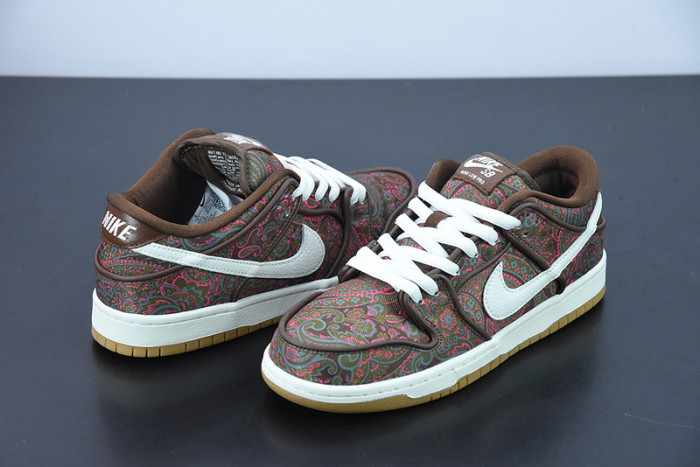 Nike SB Dunk Low Paisley DH7534-200