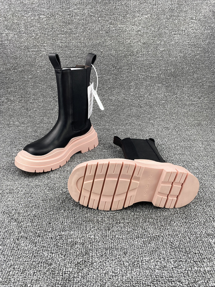 Bottega Veneta Chelsea Tire Leather high Boot