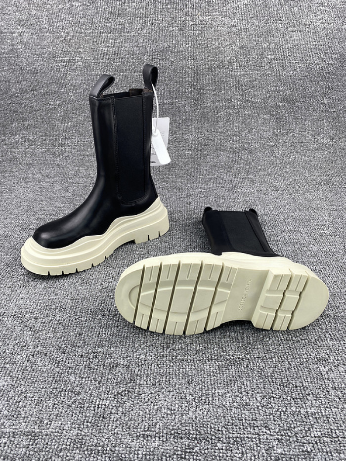 Bottega Veneta Chelsea Tire Leather high Boot