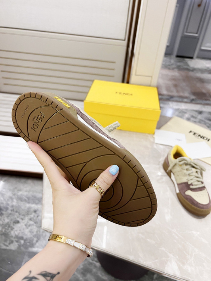 FENDI SNEAKERS