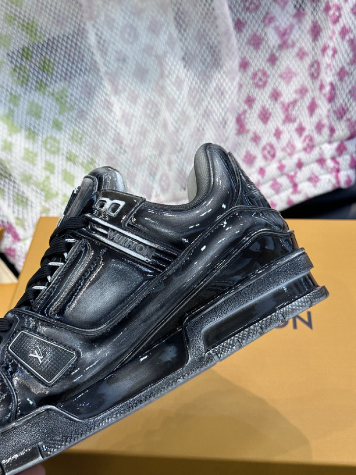 LUSV SNEAKERS