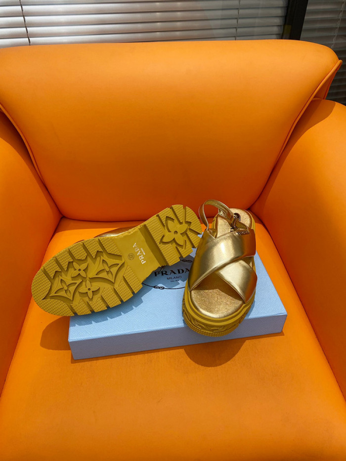 PRADA SLIDE