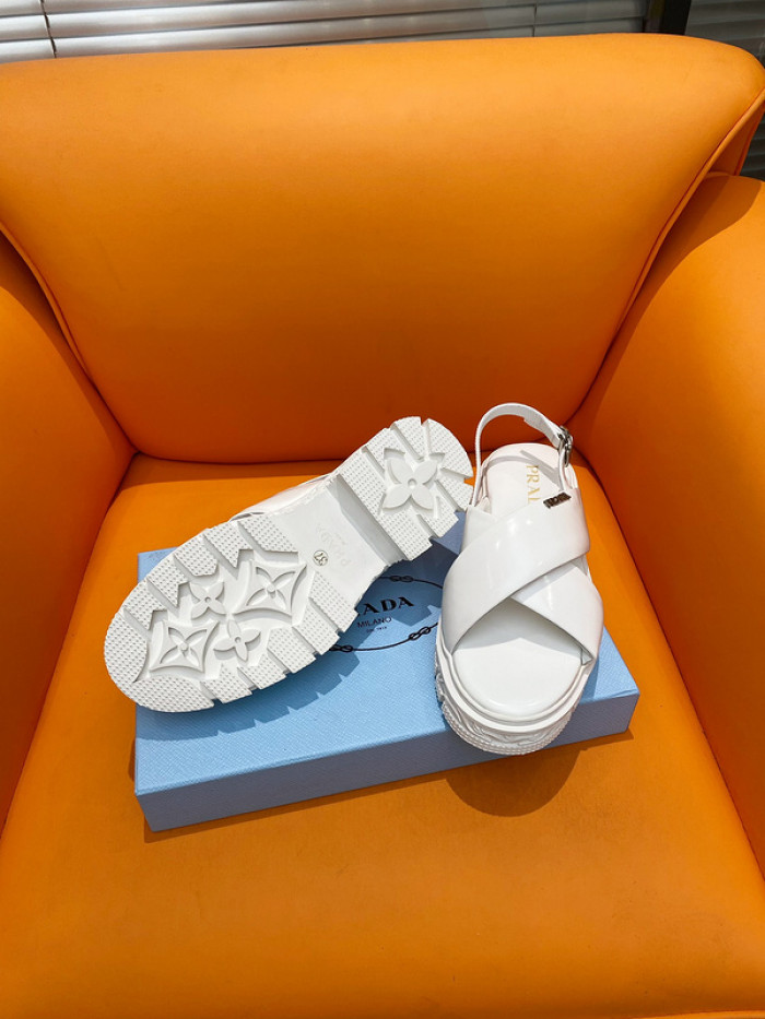 PRADA SLIDE