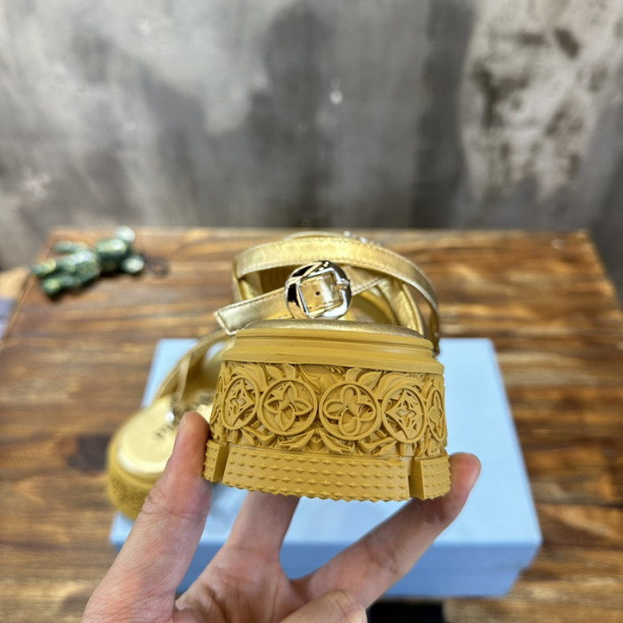 PRADA SLIDE