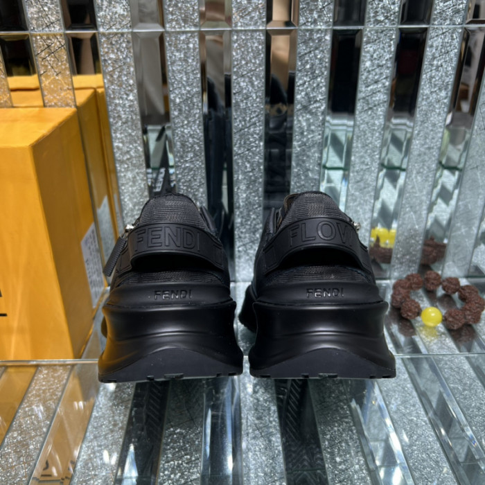 FENDI SNEAKERS