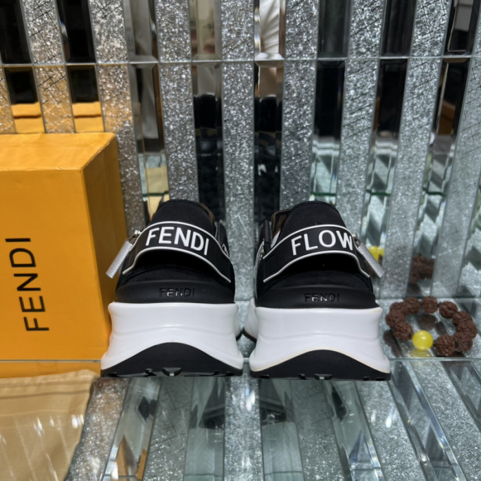 FENDI SNEAKERS
