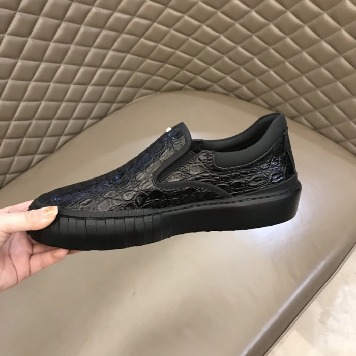 FENDI SNEAKERS