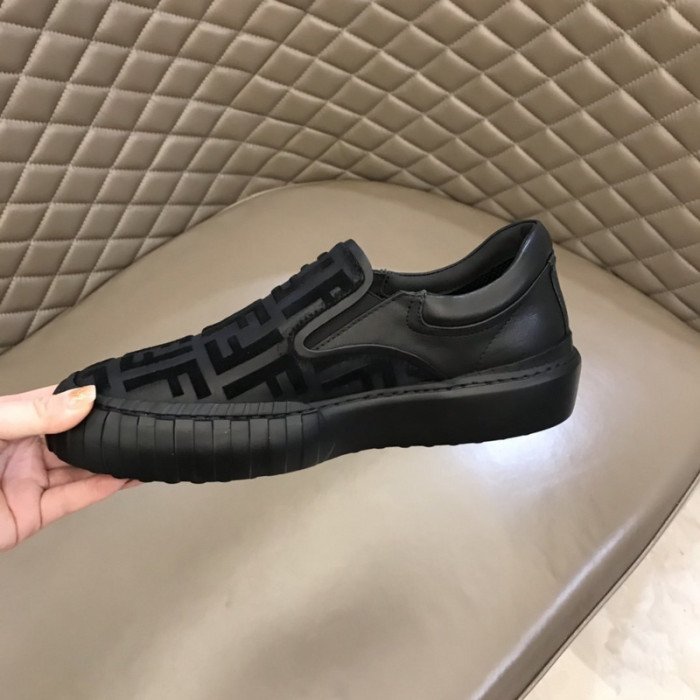 FENDI SNEAKERS