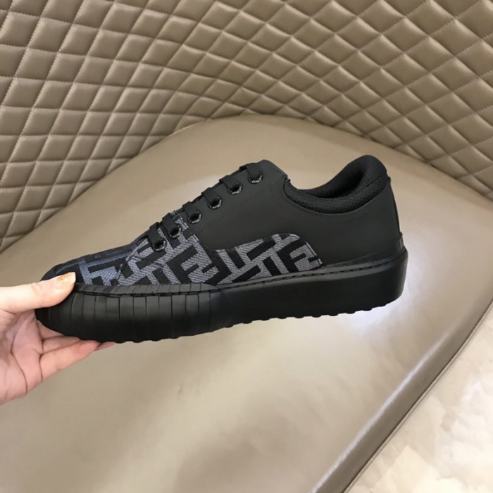 FENDI SNEAKERS