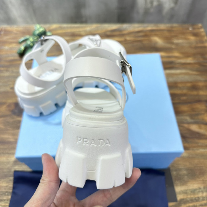 PRADA SLIDE