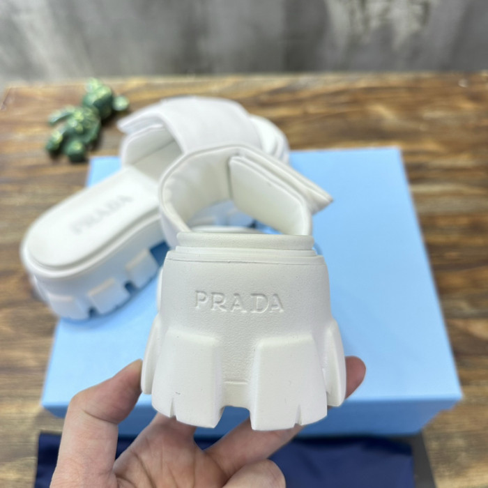 PRADA SLIDE