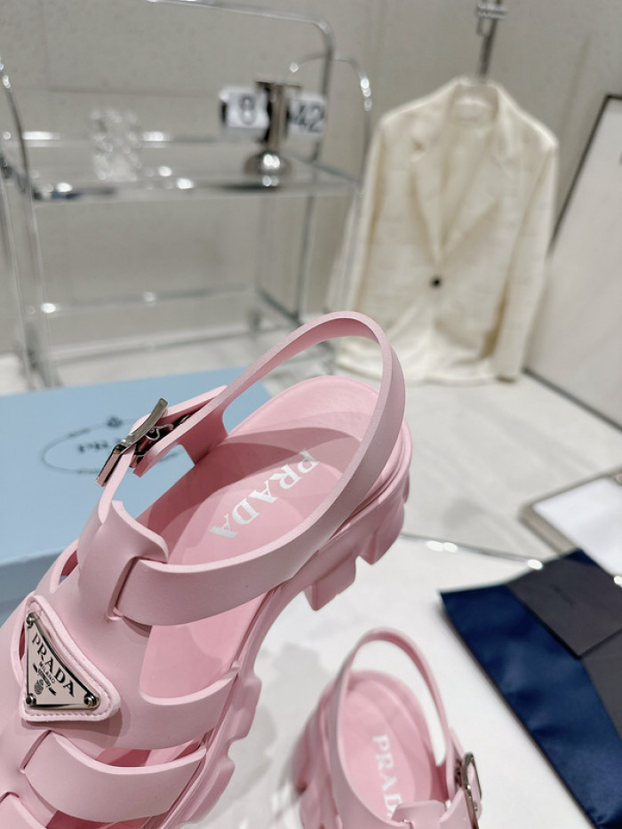 PRADA SLIDE