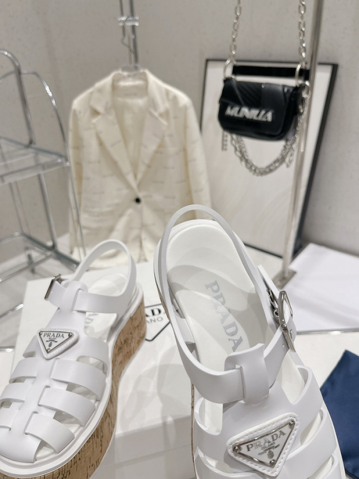 PRADA SLIDE