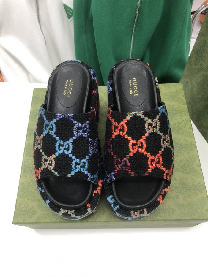 GCI GG Slide Sandal