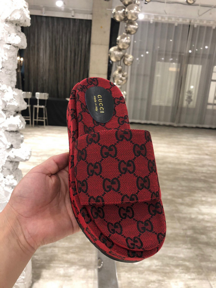 GCI GG Slide Sandal