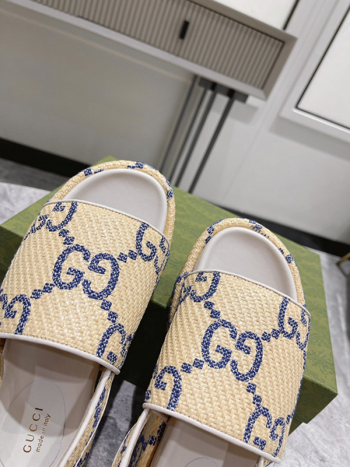 GCI GG Slide Sandal