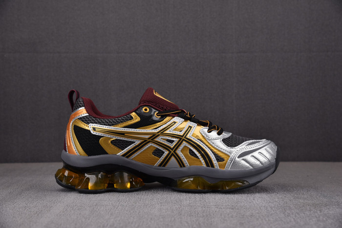 ASICS Gel Quantum Kinetic ''Carbon Pure Gold'' 1203A270-021