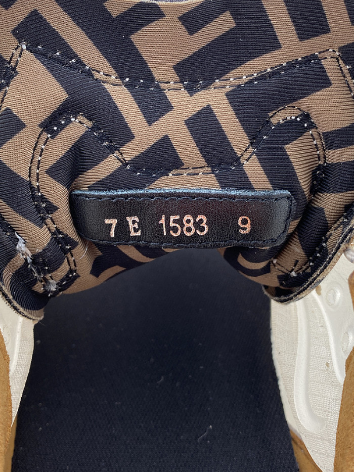 FENDI SNEAKERS