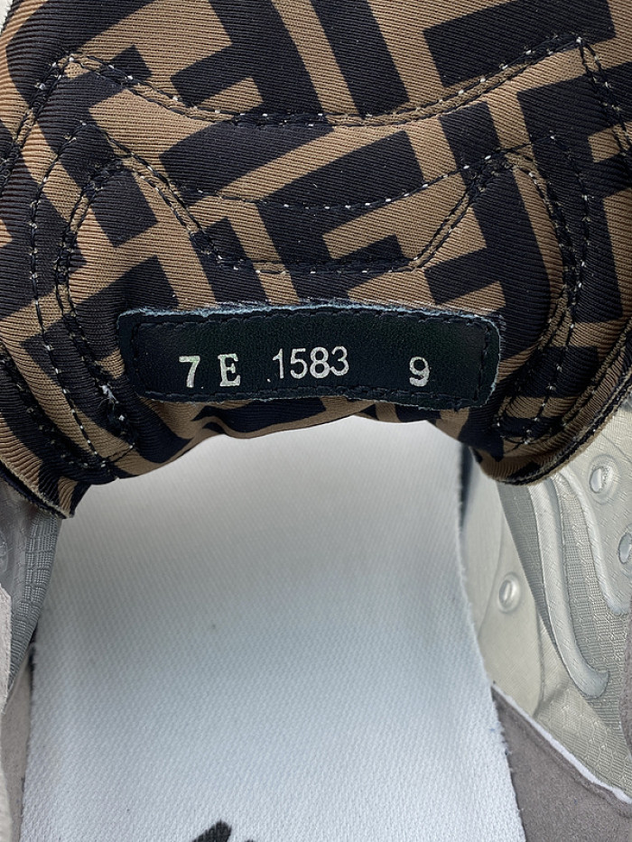 FENDI SNEAKERS